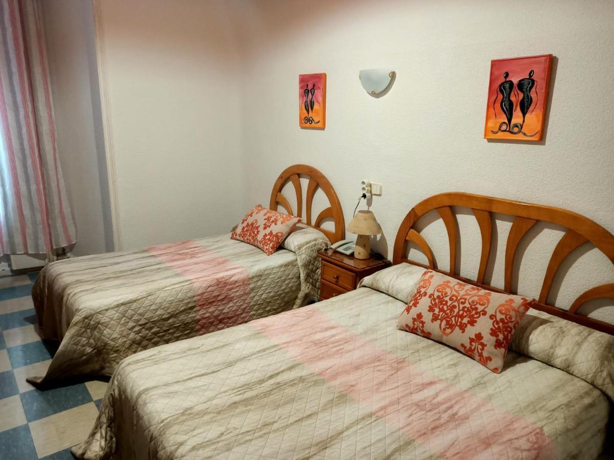 Hostal Continental Madrid Ngoại thất bức ảnh