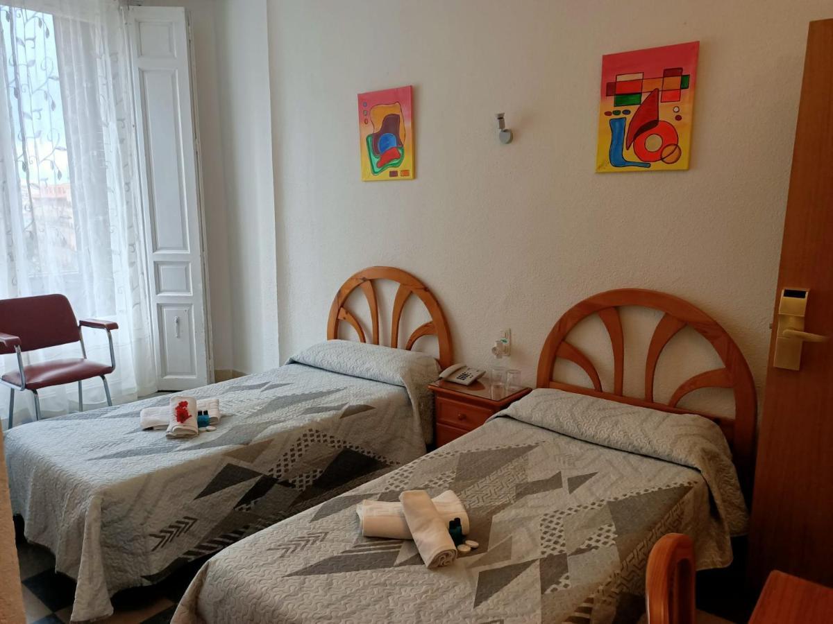 Hostal Continental Madrid Ngoại thất bức ảnh